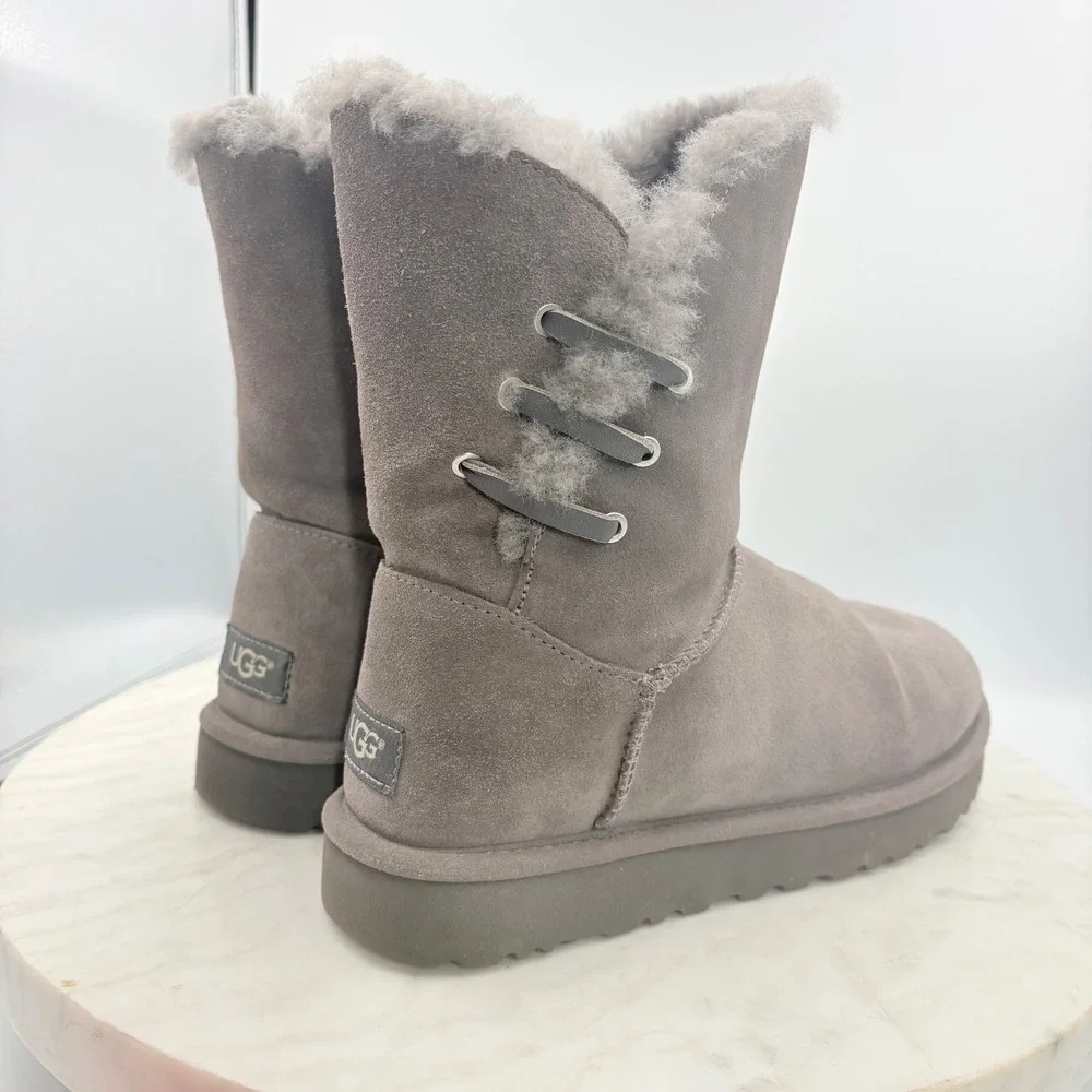 UGG Gita Shearling Boots Women Size 8 Grey Excellent Suede Mid-Calf Warm‎ Winter
